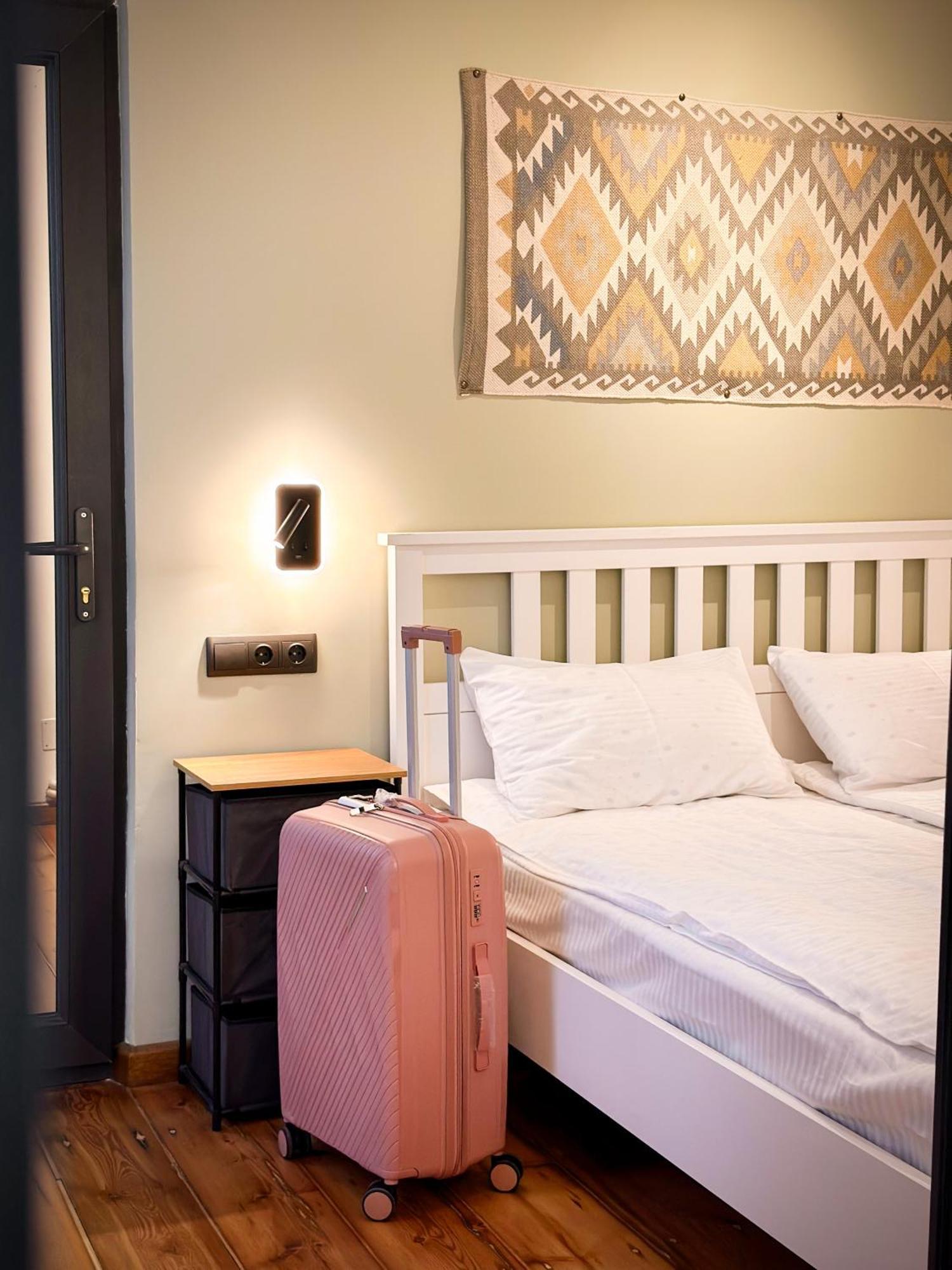 Tiroents Hotel ギュムリ エクステリア 写真